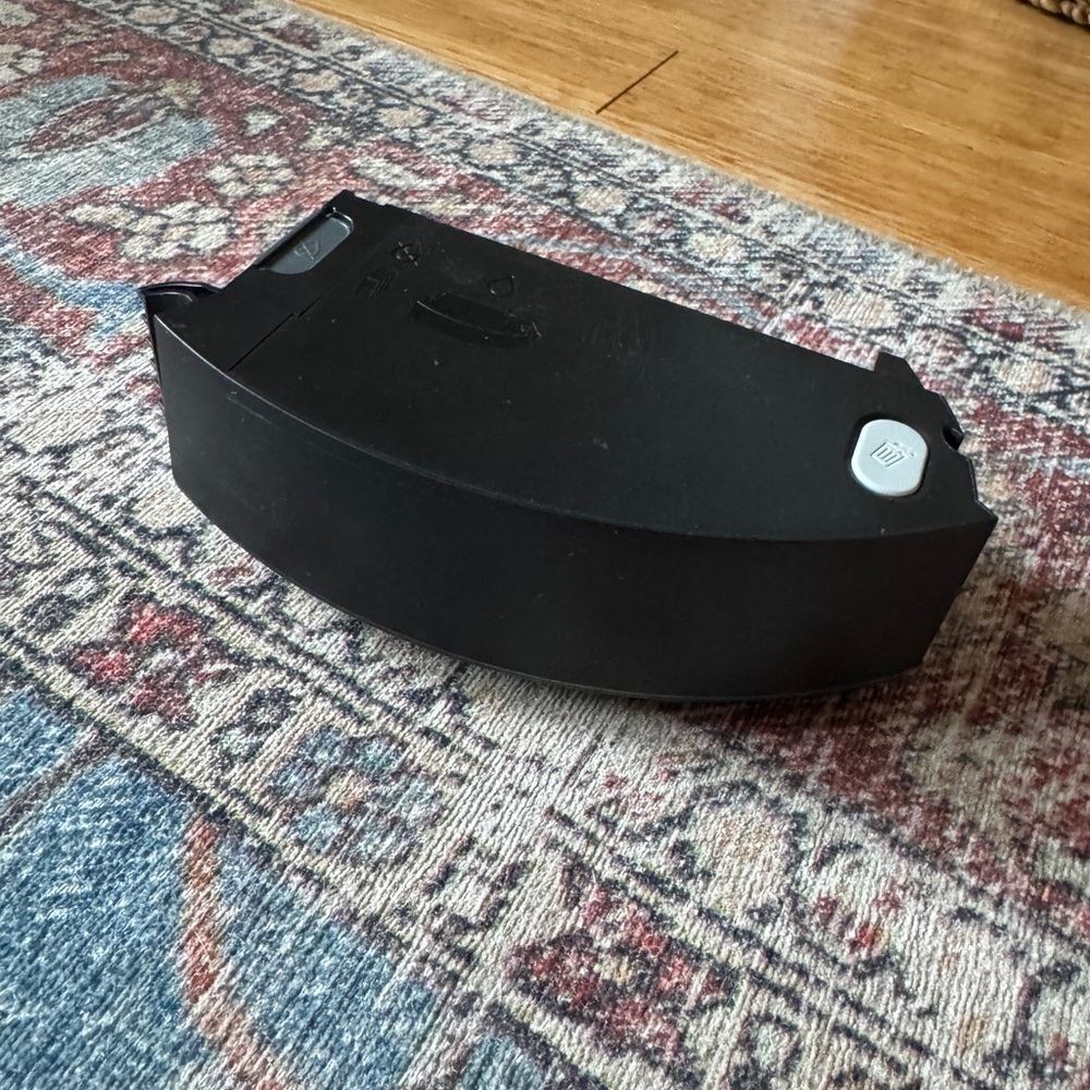 Roomba IRobot dust bin for j7